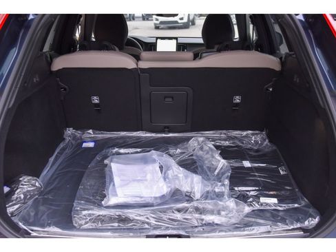 New 2026 Volvo XC60 B5 Plus w/ Protection Package Premier image 23