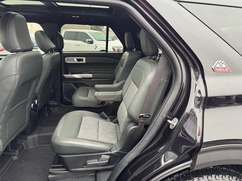 Used 2024 Ford Explorer Timberline w/ Timberline Technology Package image 9