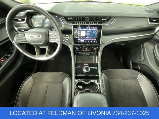 Used 2023 Jeep Grand Cherokee L Laredo AWD/4WD image 20