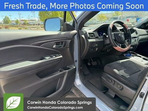 Used 2022 Honda Pilot Sport image 9