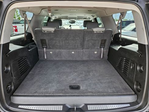 Used 2015 Chevrolet Suburban LT AWD/4WD image 29