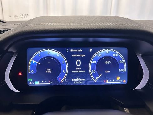 Used 2023 Jeep Grand Cherokee Limited image 12