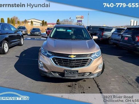 Used 2018 Chevrolet Equinox LT image 3