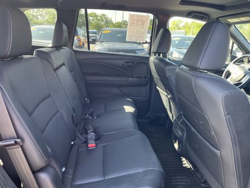Used 2023 Honda Passport EX-L image 17