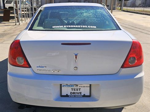 Used 2009 Pontiac G6 Sedan w/ Preferred Package image 4