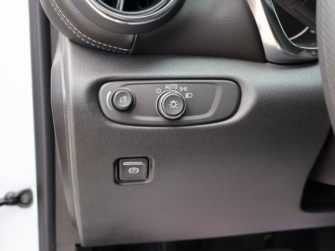 New 2025 Chevrolet Blazer LT w/ LPO, Black Sport Package image 12