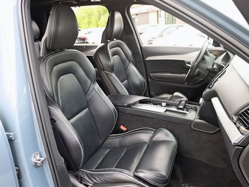 Used 2021 Volvo XC90 T8 R-Design AWD/4WD image 34
