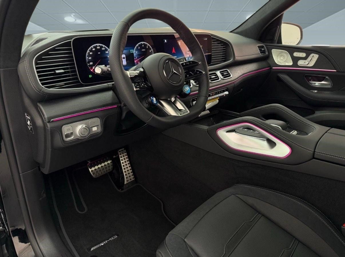 New 2026 Mercedes-Benz GLE 53 AMG 4MATIC Coupe image 4