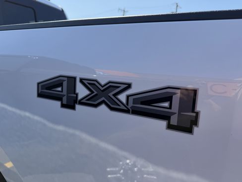 Used 2024 Ford F250 Lariat w/ Lariat Ultimate Package AWD/4WD image 7