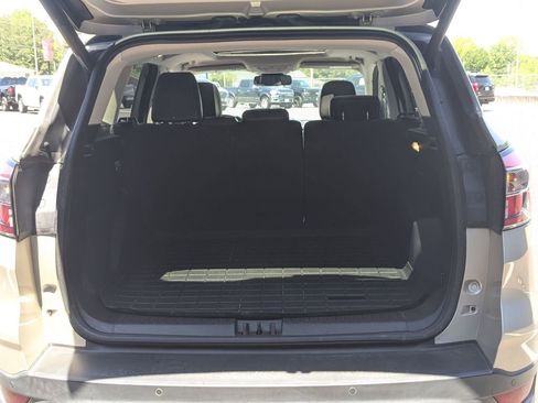 Used 2018 Ford Escape Titanium w/ Ford Safe & Smart Package AWD/4WD image 8