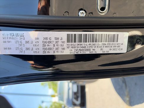 Used 2019 Jeep Cherokee Trailhawk w/ Comfort/Convenience Group AWD/4WD image 30