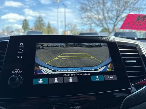 Used 2025 Honda Passport TrailSport image 35
