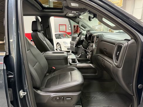 Used 2021 Chevrolet Silverado 1500 LTZ w/ LTZ Premium Package image 20