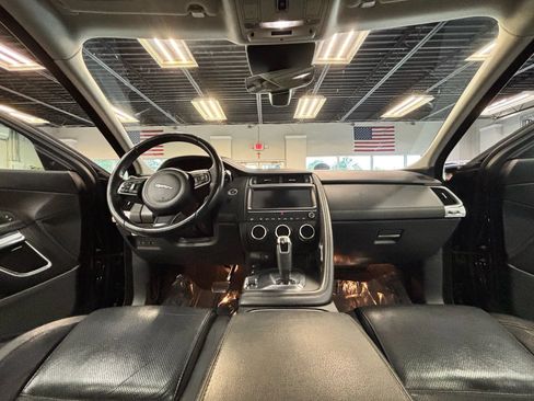 Used 2018 Jaguar E-PACE S AWD/4WD image 23