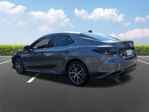 Used 2023 Toyota Camry XLE w/ Navigation Package image 6