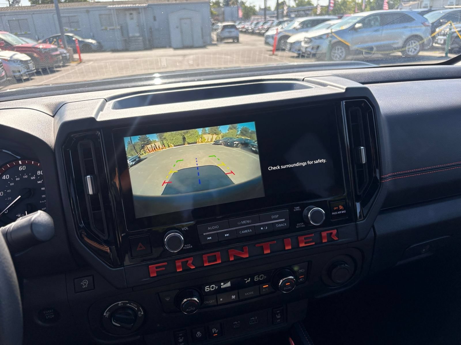 Used 2026 Nissan Frontier PRO-4X AWD/4WD image 22
