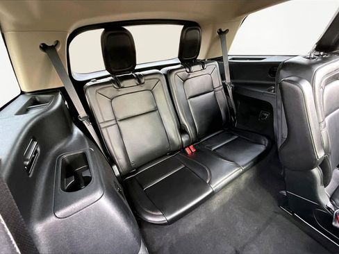 Used 2024 Lincoln Aviator Reserve image 28
