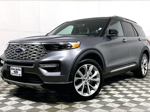 Used 2021 Ford Explorer Platinum w/ Equipment Group 601A image 2