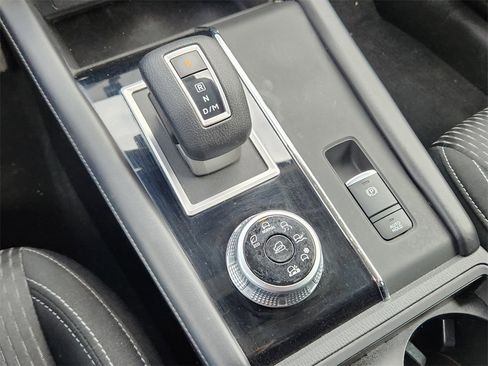 Used 2022 Mitsubishi Outlander ES image 21