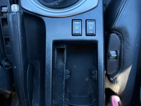 Used 2004 INFINITI G35 Coupe w/ Premium Pkg RWD image 17