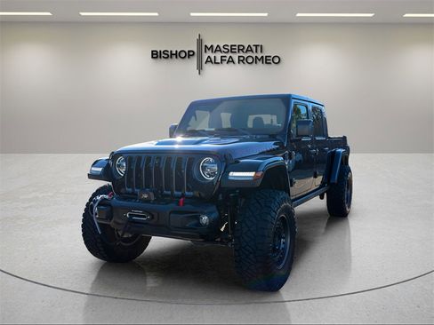 Used 2020 Jeep Gladiator Rubicon image 3