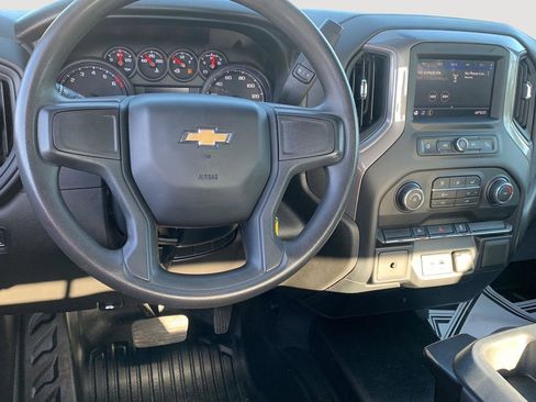 Used 2022 Chevrolet Silverado 1500 W/T w/ Trailering Package image 14