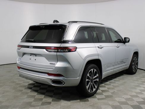 Used 2022 Jeep Grand Cherokee Overland w/ Luxury Tech Group IV image 53