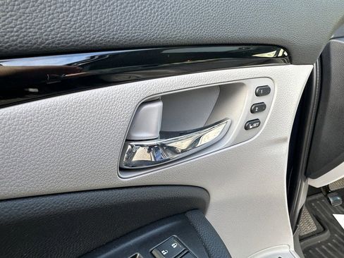 Used 2019 Honda Pilot Elite image 22