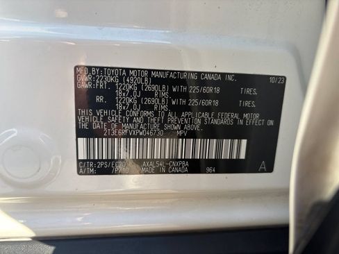 Used 2023 Toyota RAV4 XSE AWD/4WD image 25