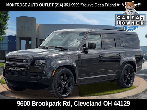 Used 2023 Land Rover Defender 130 X-Dynamic SE AWD/4WD image 9