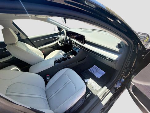 New 2026 Hyundai Sonata SEL FWD image 21
