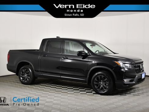 Certified 2025 Honda Ridgeline Sport image 1