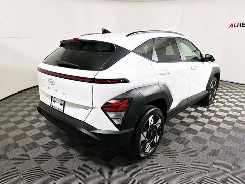 Used 2024 Hyundai Kona SEL image 3