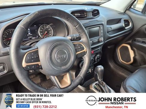 Used 2016 Jeep Renegade Limited image 5