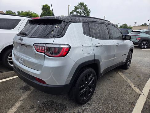 Used 2026 Jeep Compass Limited AWD/4WD image 10
