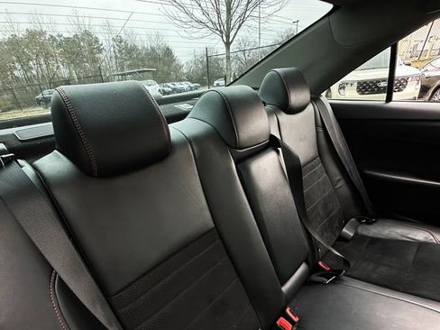 Used 2017 Toyota Camry XSE image 36