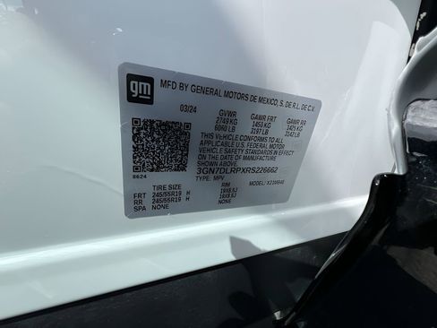 Certified 2024 Chevrolet Equinox EV LT w/ Active Safety Package 3 image 32