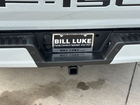 Used 2019 Ford F150 Lariat w/ Equipment Group 502A Luxury AWD/4WD image 8