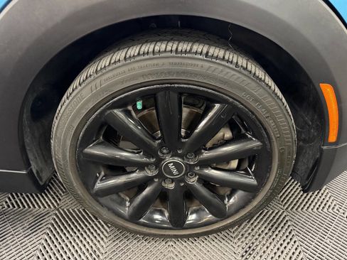 Used 2019 MINI Cooper S w/ Signature Upholstery Package image 18