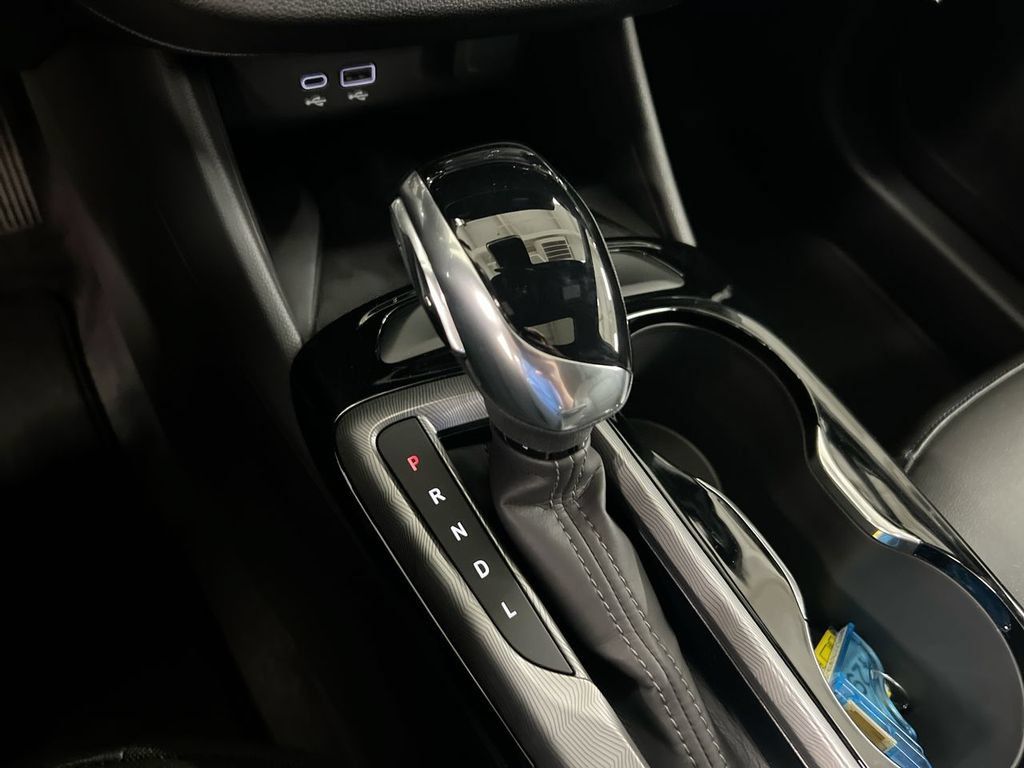 New 2026 Buick Envista Sport Touring w/ Convenience I Package FWD image 17
