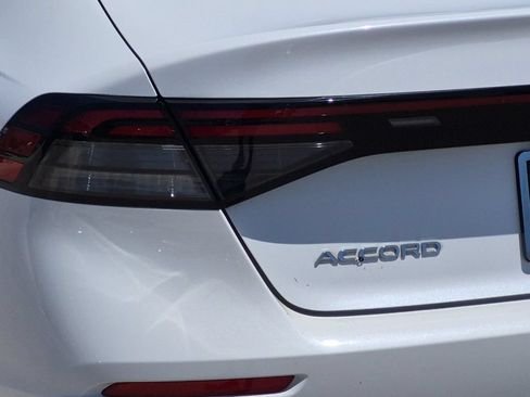 Used 2023 Honda Accord EX image 27