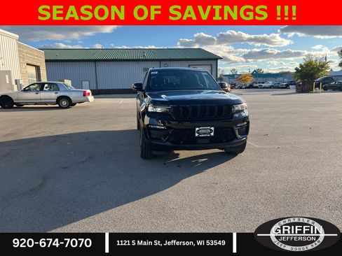 New 2025 Jeep Grand Cherokee Limited w/ Luxury Tech Group II image 5