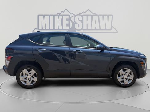Used 2024 Hyundai Kona SE AWD/4WD image 6