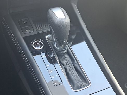 Certified 2023 Nissan Kicks SV image 30