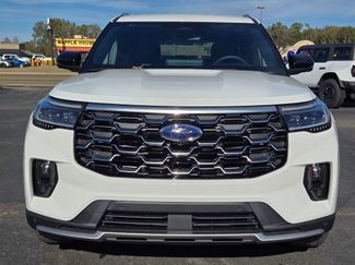 New 2026 Ford Explorer Platinum video 2
