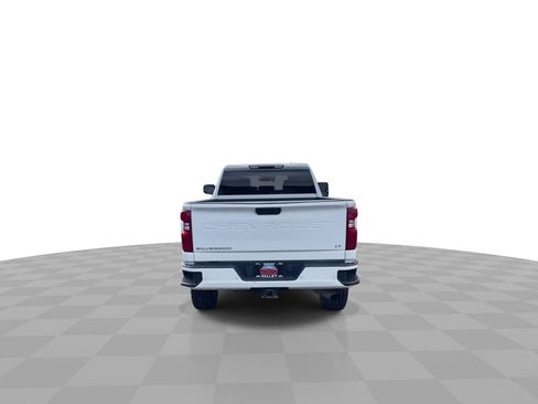 Used 2022 Chevrolet Silverado 2500 LT w/ Z71 Chrome Sport Edition AWD/4WD image 7
