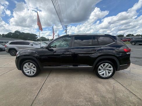 Used 2021 Volkswagen Atlas SEL AWD/4WD image 14