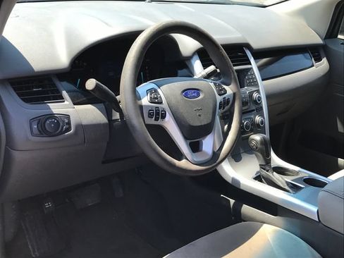Used 2012 Ford Edge SE FWD image 5