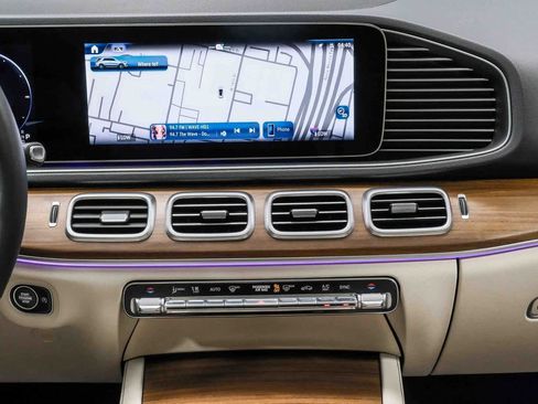 Certified 2025 Mercedes-Benz GLE 350 4MATIC image 14