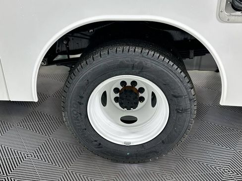 New 2026 Ford E-350 and Econoline 350 Super Duty w/ Power Equipment Group RWD image 17
